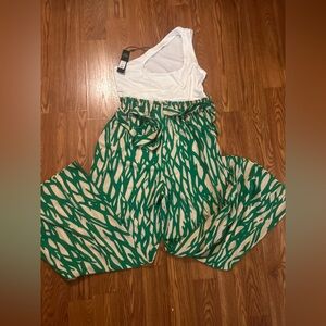 Fashion Nova Elegant White top/ patterned one piece jumpsuit.